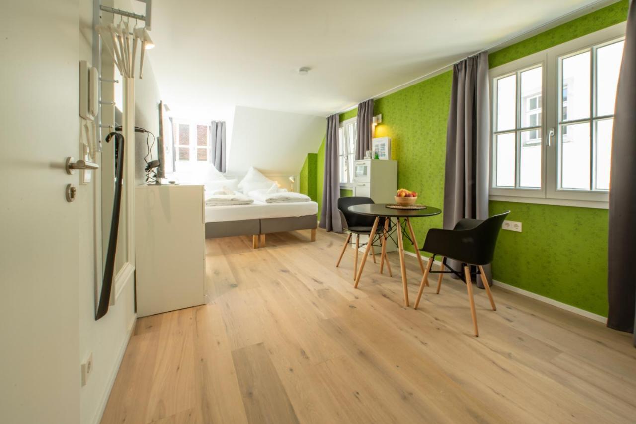 Gaestehaus Am Schlossplatz, Z. 4 Meersburg Kültér fotó